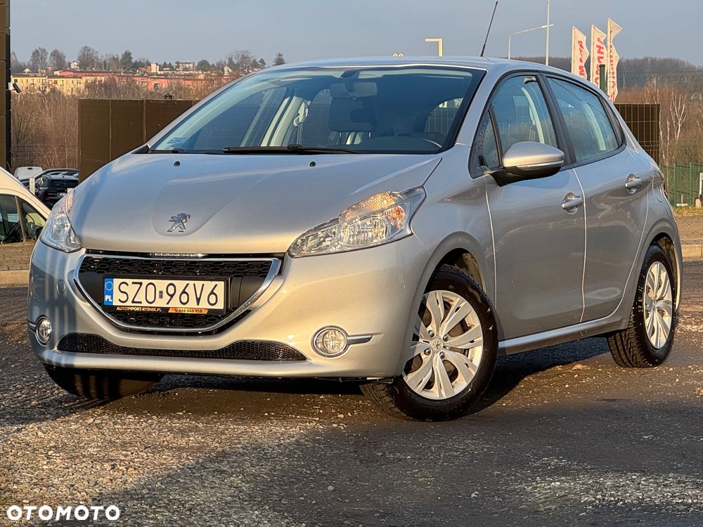 Peugeot 208 - 6