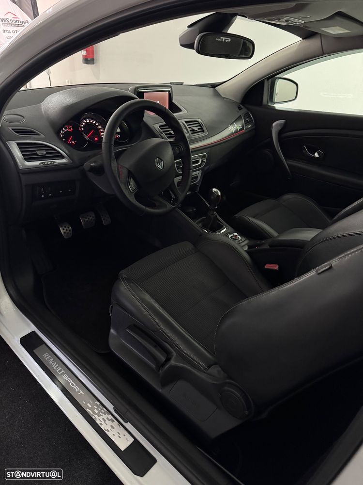 Renault Mégane Coupe 1.5 dCi GT Line SS - 11