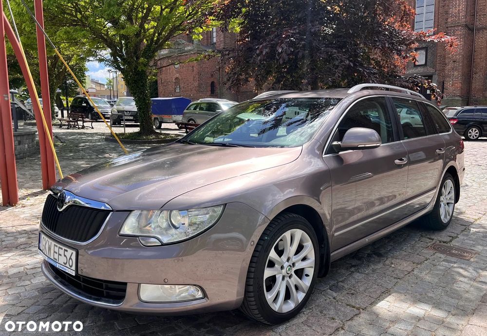 Skoda Superb 2.0 TDI Active DSG - 1