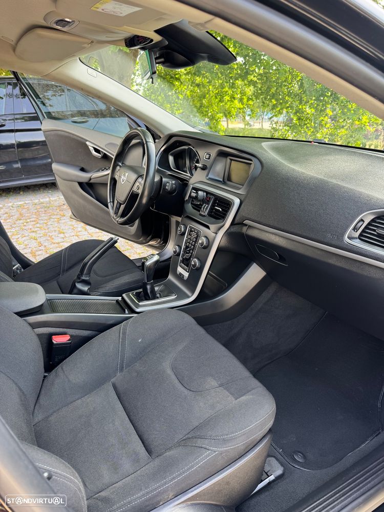 Volvo V40 2.0 D2 Momentum - 7