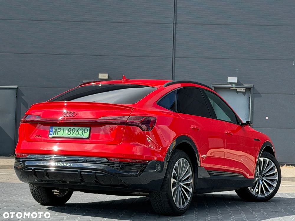 Audi Q8 Sportback e-tron 55 quattro S line - 4