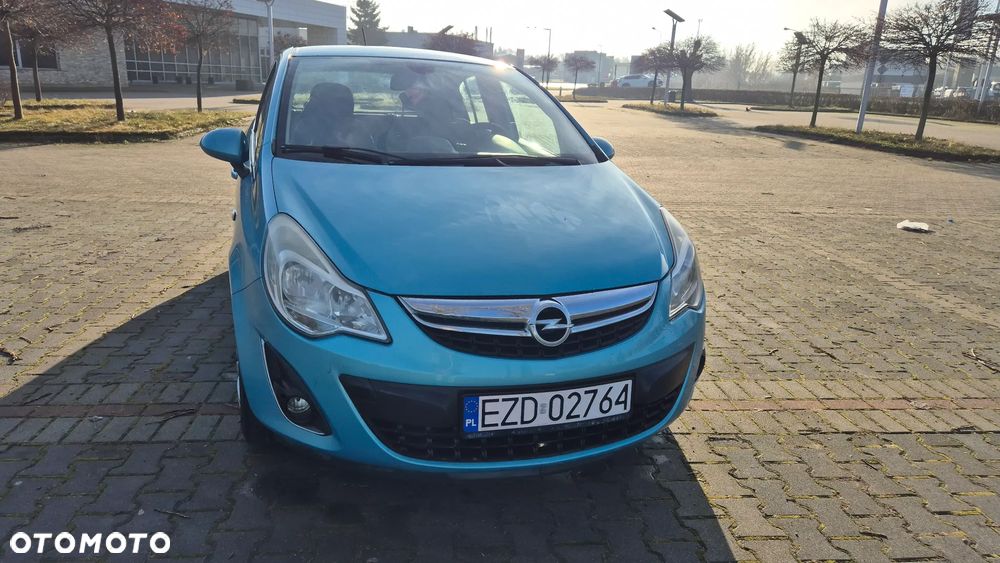 Opel Corsa - 4