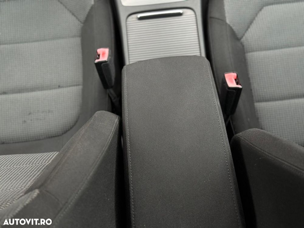 Volkswagen Passat Variant 1.8 TSI Exclusive - 10