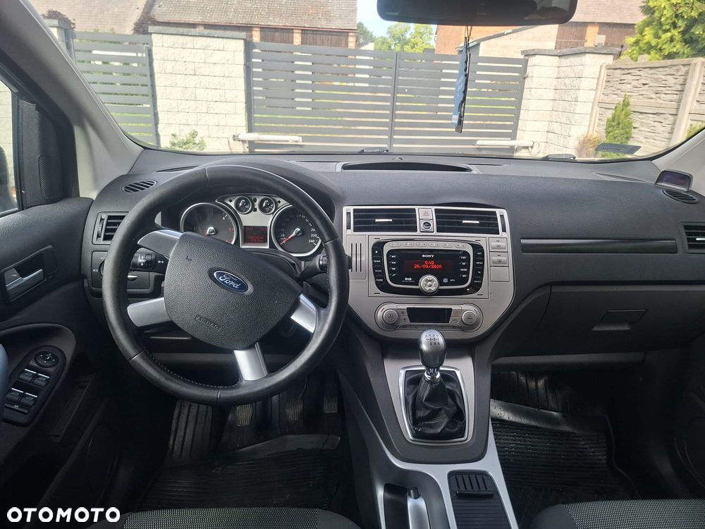 Ford Kuga - 15