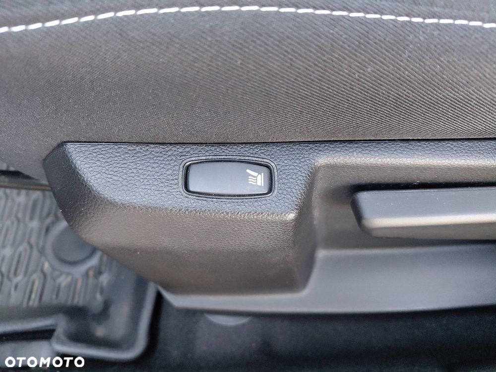 Dacia Duster 1.0 TCe Journey - 27