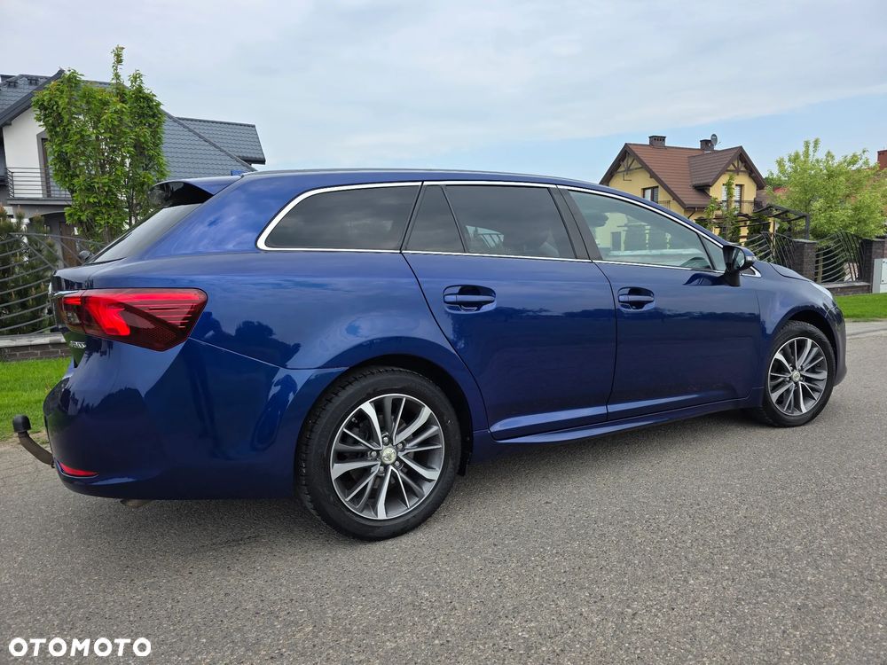 Toyota Avensis 2.0 D-4D PowerBoost Premium - 16