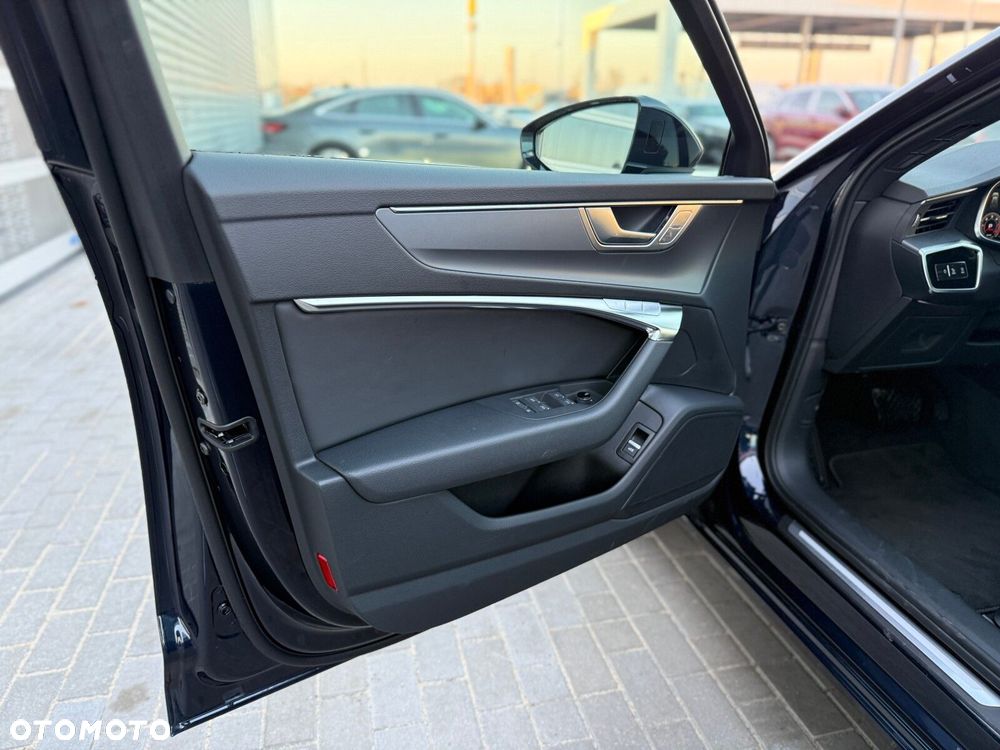 Audi A6 Avant - 17