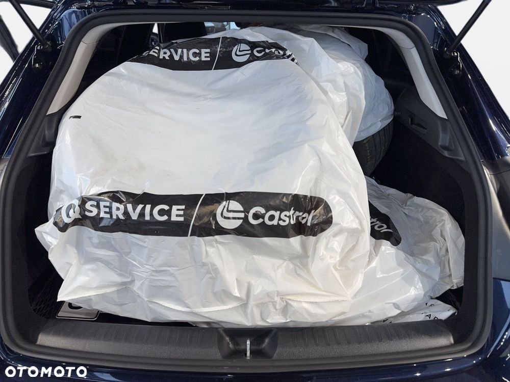 Mercedes-Benz GLA - 14