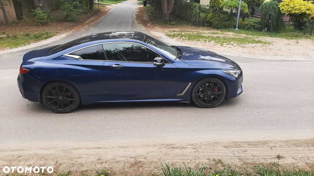 Infiniti Q60 - 2