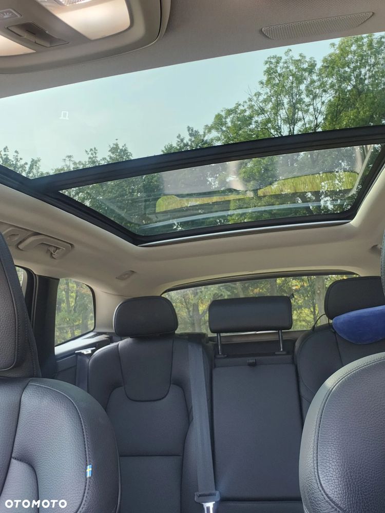 Volvo XC 60 - 24