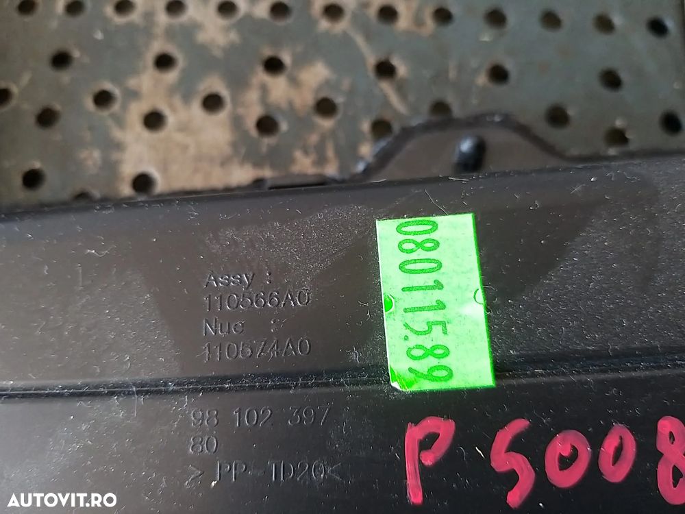 Ornament trim inferior bord peugeot 5008 2 110566a0 98102397 - 3