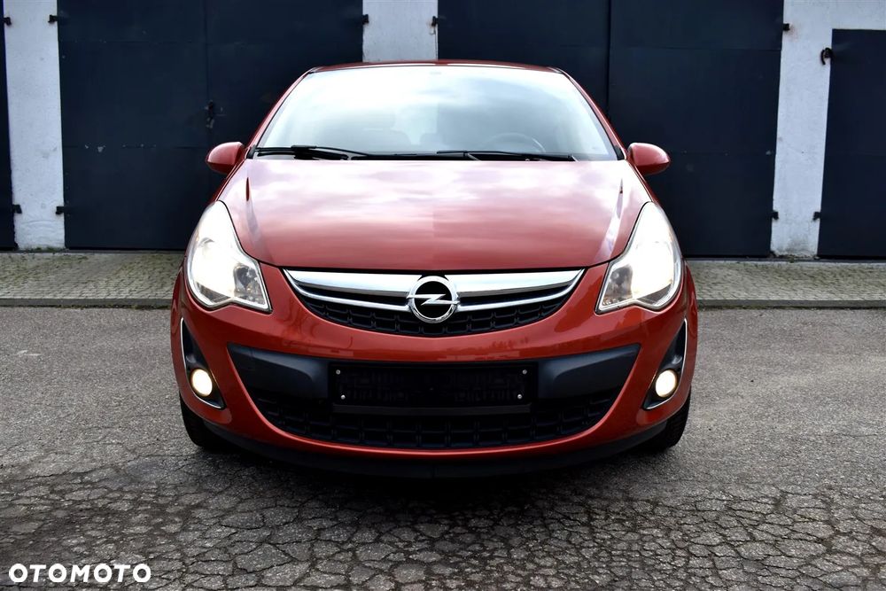 Opel Corsa 1.2 16V Innovation 110 Jahre - 2