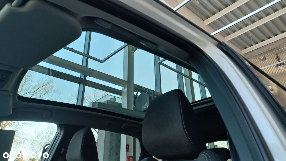 Nissan Qashqai 1.3 DIG-T N-Connecta EU6d - 40