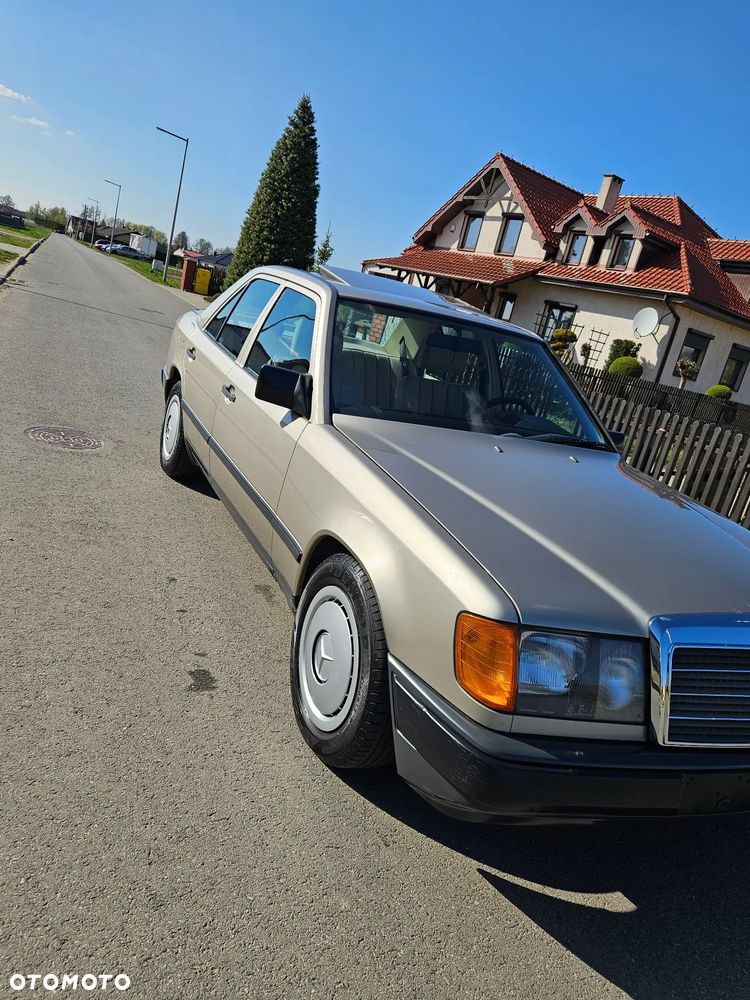 Mercedes-Benz W124 (1984-1993) - 2
