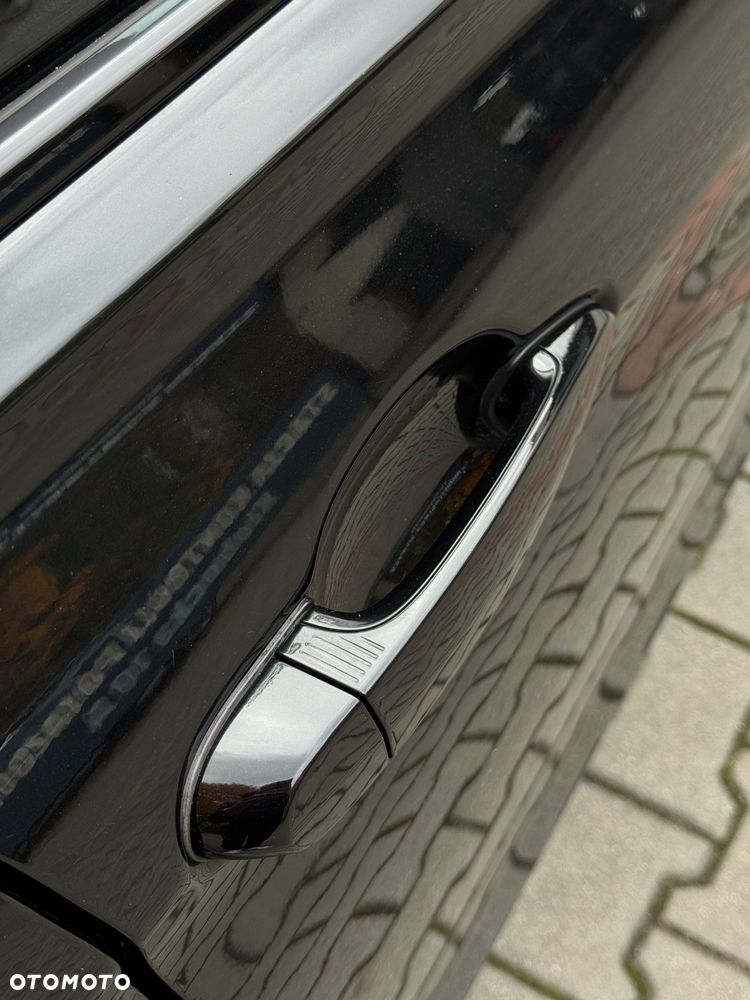 BMW Seria 3 320d xDrive M Sport Shadow - 32