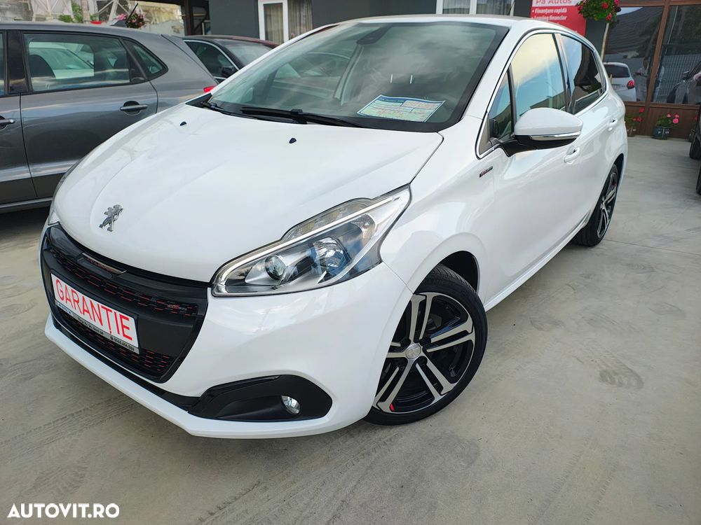 Peugeot 208 - 1