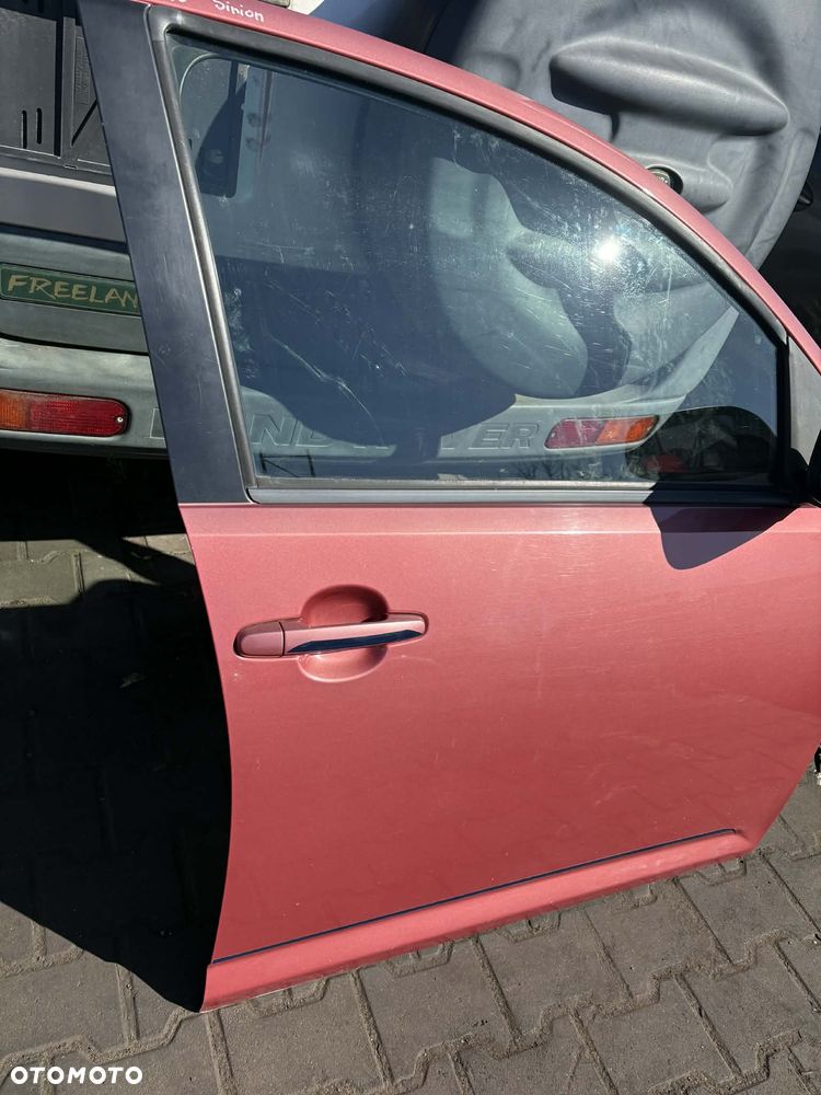 DRZWI DAIHATSU SIRION II - 2