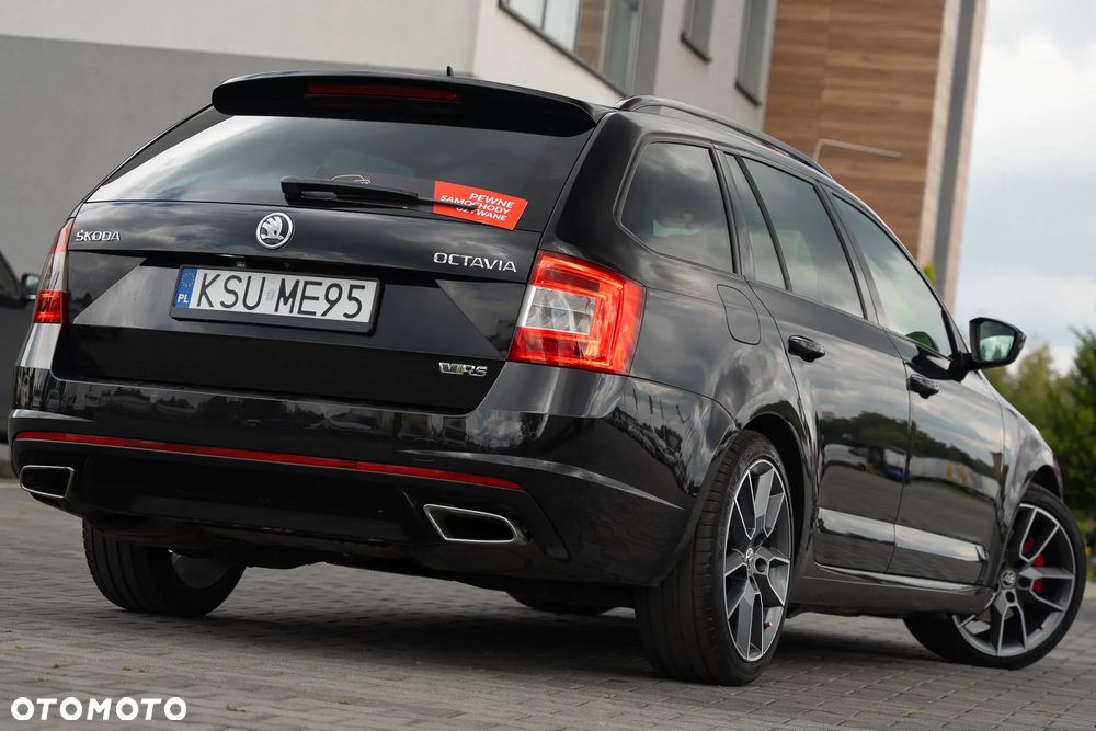 Skoda Octavia 2.0 TDI (Green tec) DSG RS - 11