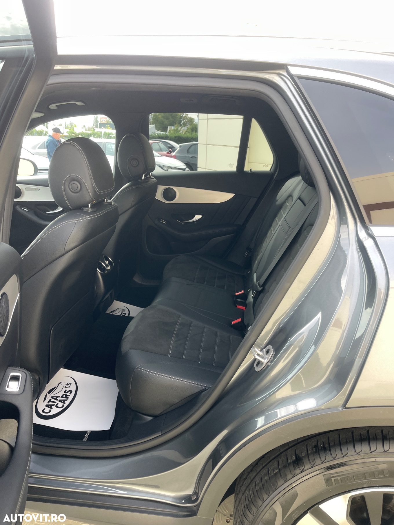 Mercedes-Benz GLC 220 d 4Matic 9G-TRONIC Exclusive - 27