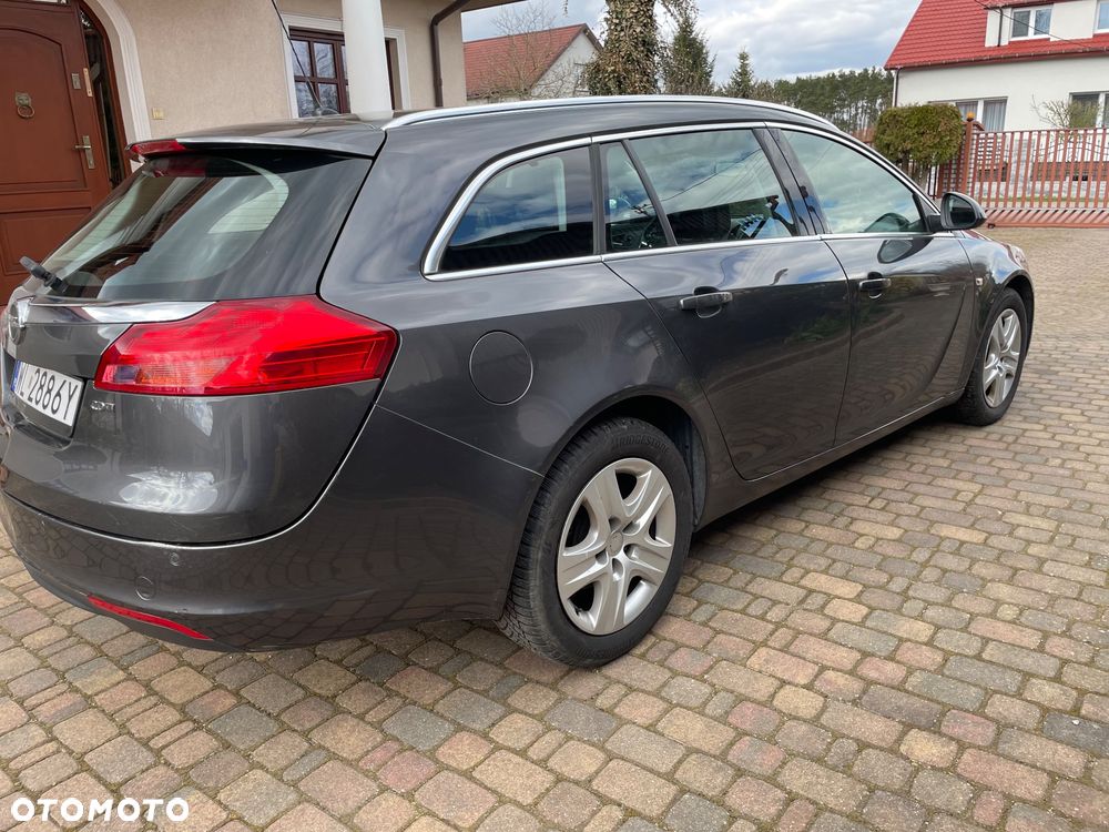 Opel Insignia - 25