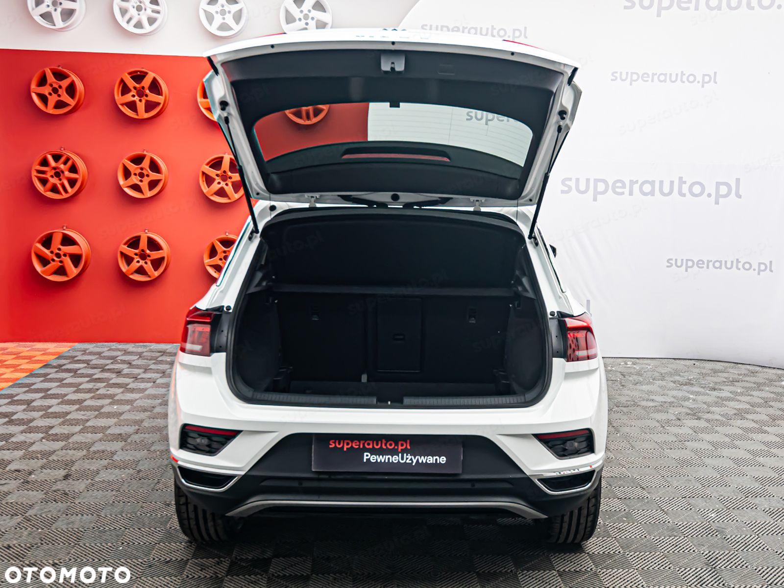Volkswagen T-Roc 1.5 TSI ACT Premium - 25