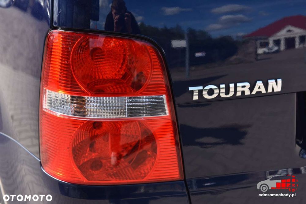 Volkswagen Touran - 14