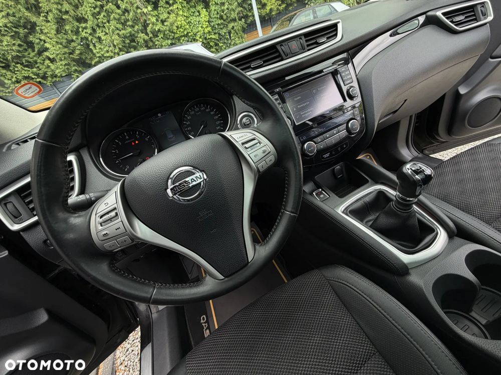 Nissan Qashqai 1.6 DIG-T Tekna - 29