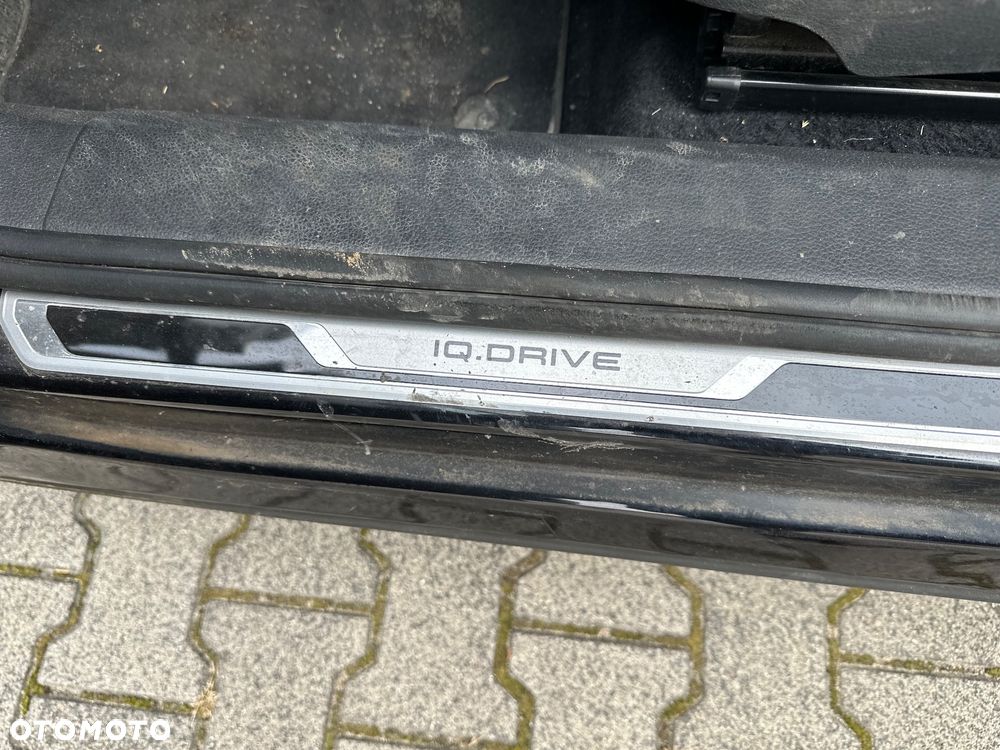 Volkswagen Sharan 2.0 TDI IQ.DRIVE - 14