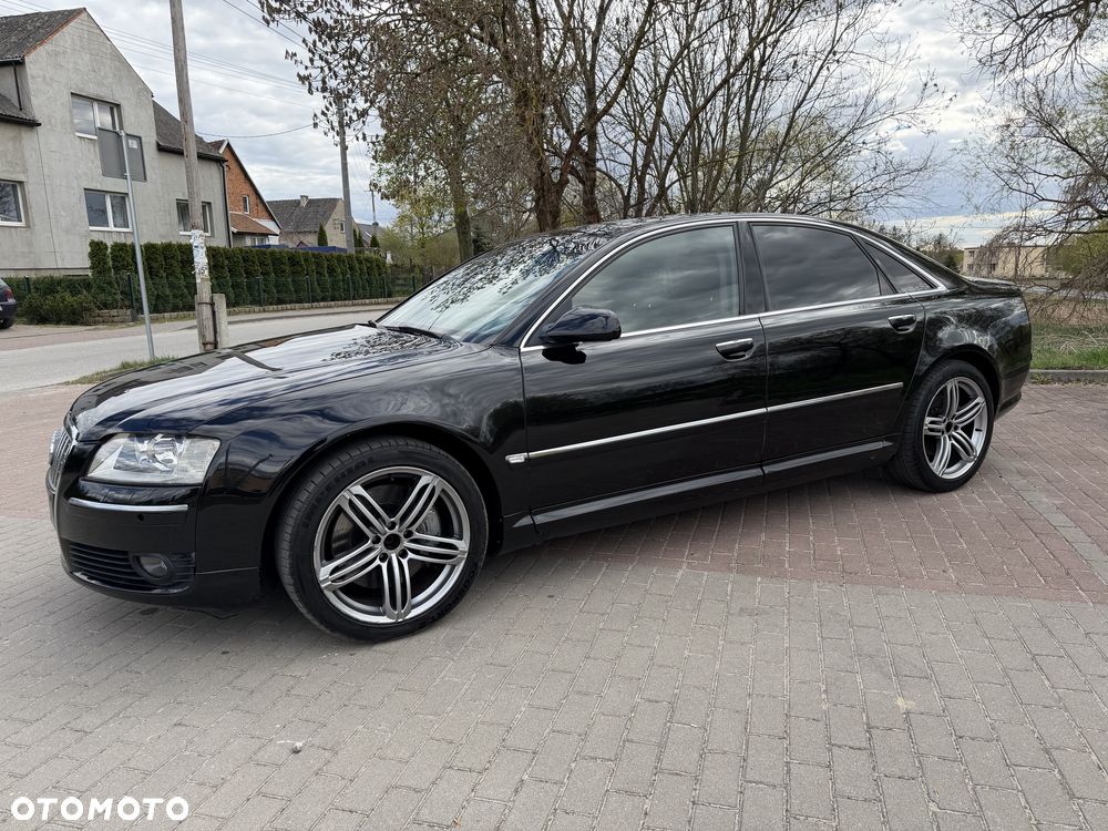 Audi A8 - 2