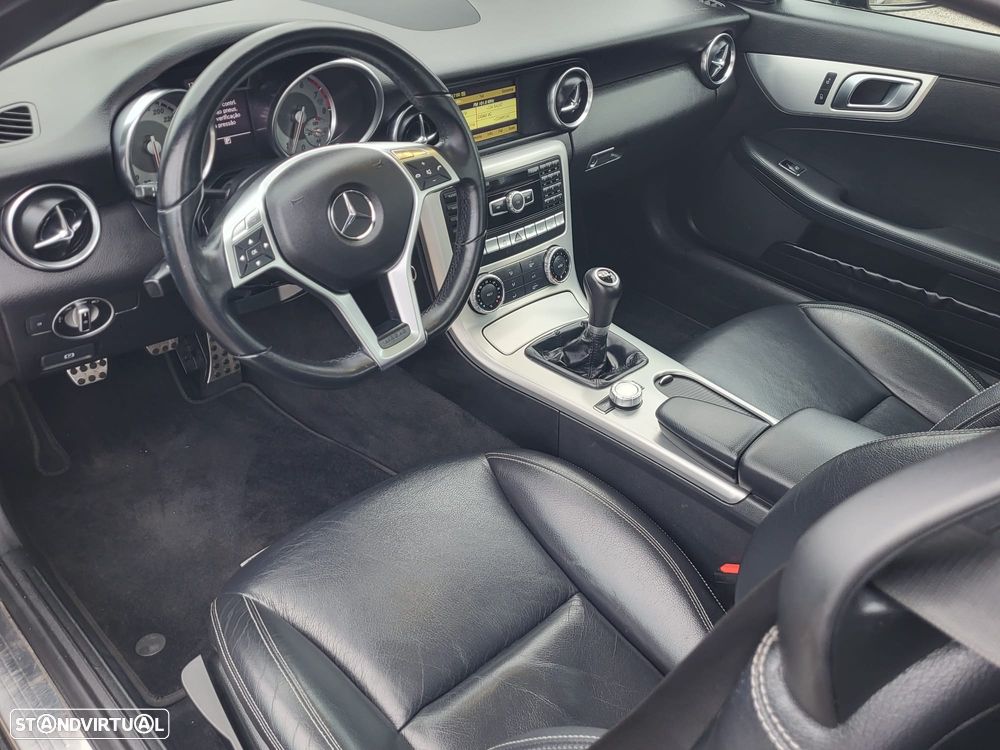Mercedes-Benz SLK 200 (BlueEFFICIENCY) - 13