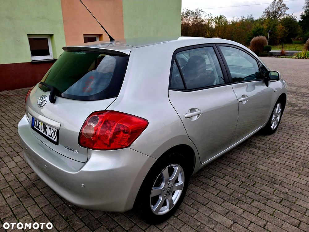 Toyota Auris 1.6 VVT-i Team - 15