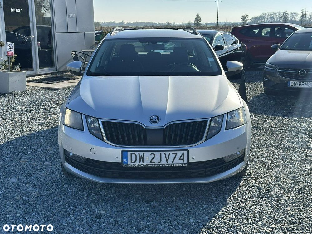 Skoda Octavia 1.6 TDI SCR Ambition - 2