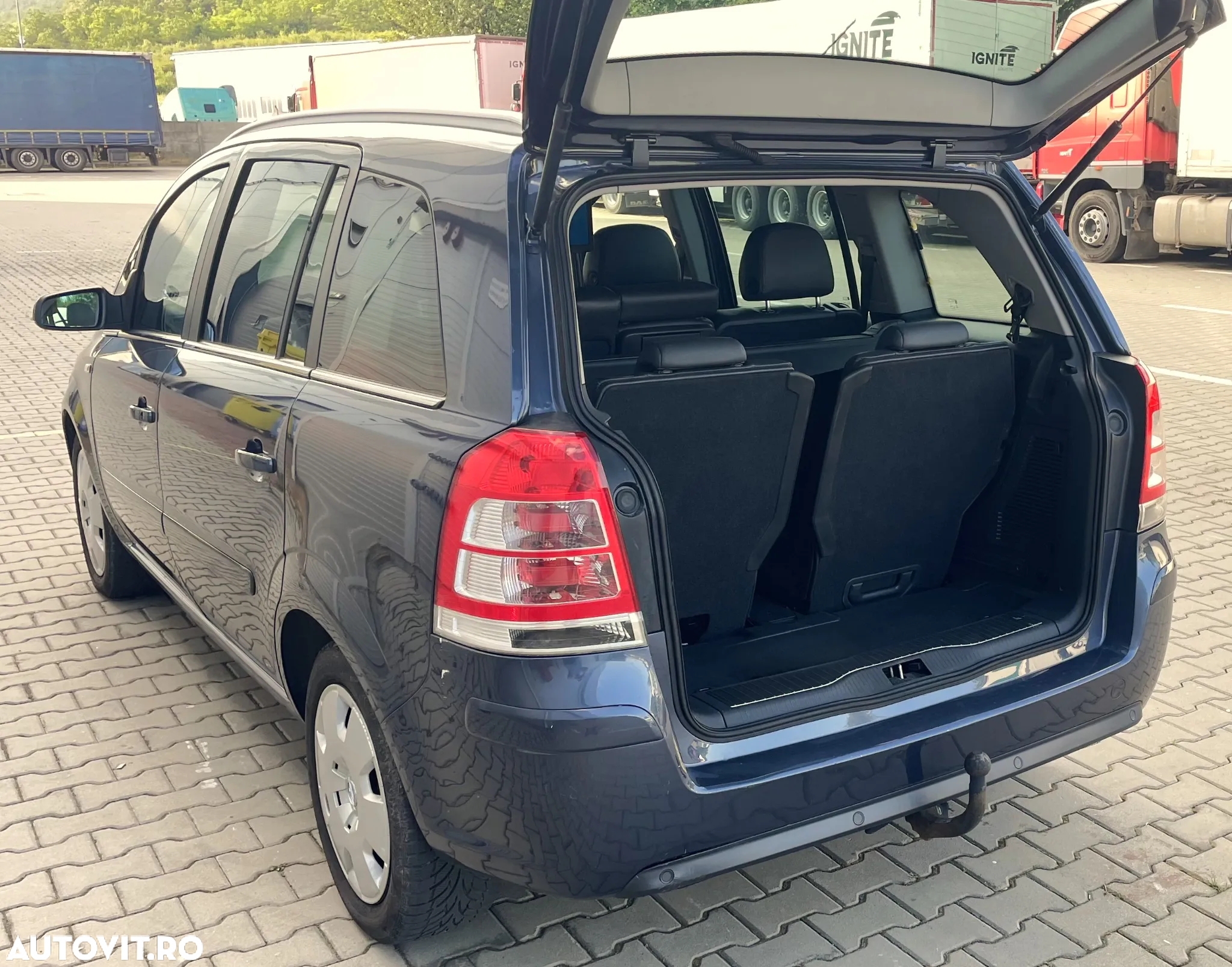 Opel Zafira 1.9 CDTI Sport - 17