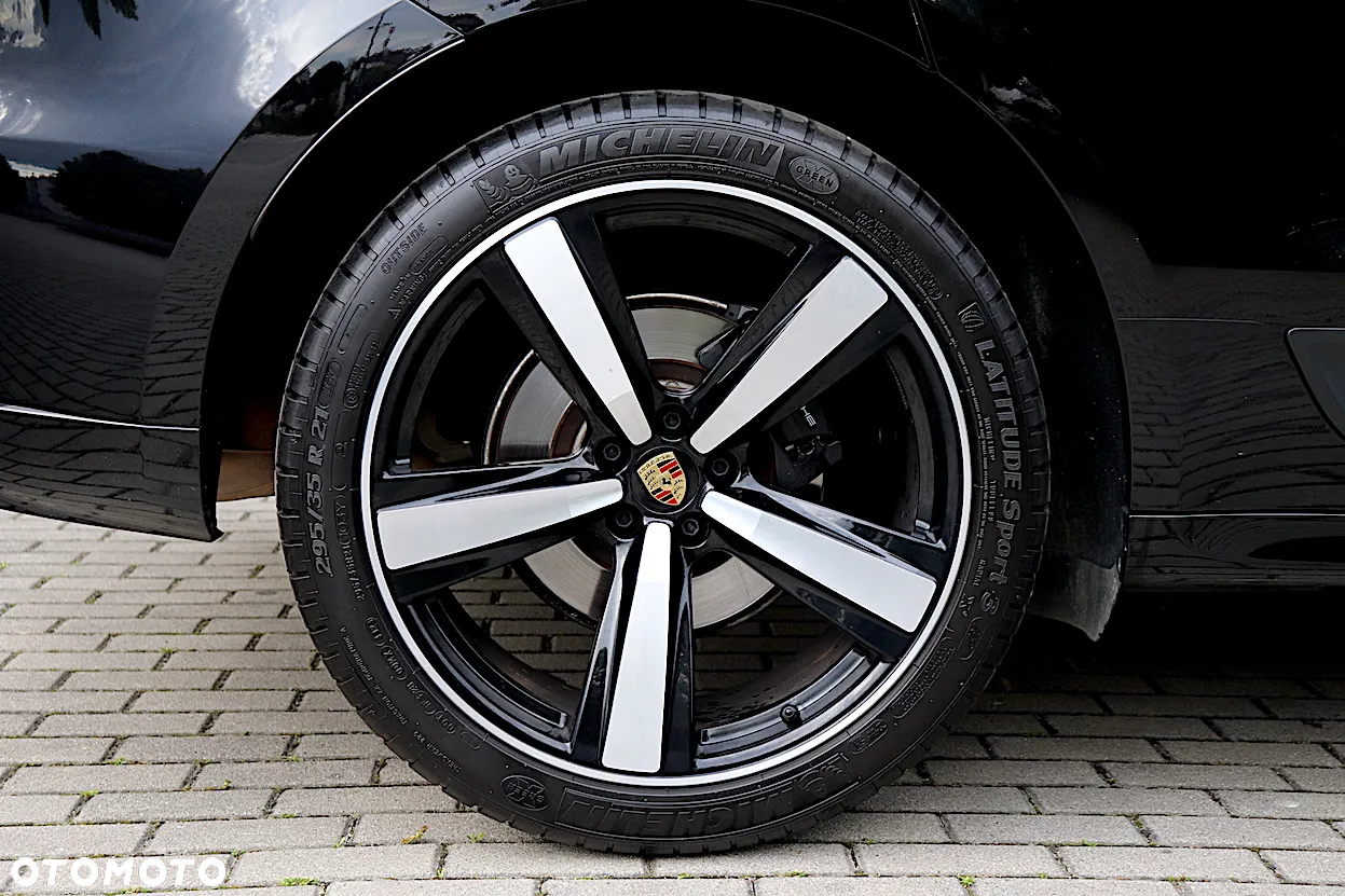 Porsche Macan - 17