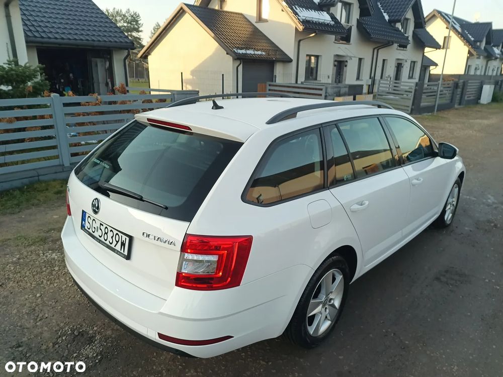 Skoda Octavia 1.6 TDI Ambition - 11