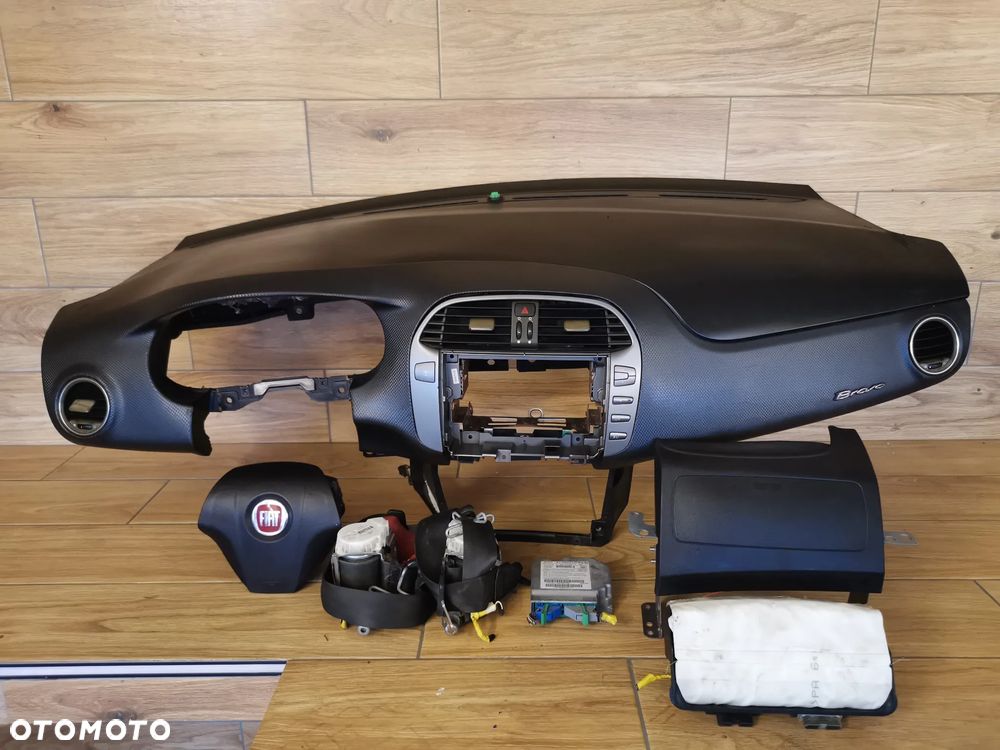 Deska Konsola AIRBAG Pasy Fiat Bravo II - 1