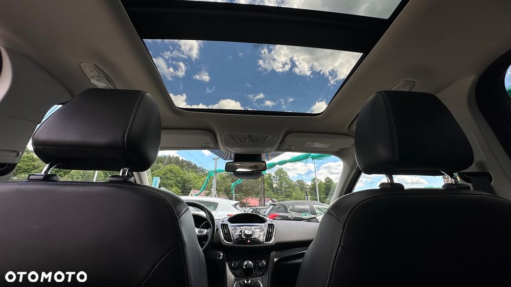 Ford Kuga 2.0 TDCi 4x4 Titanium - 14