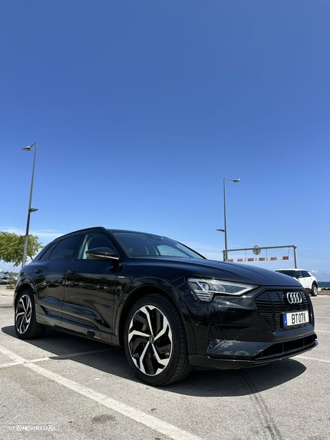 Audi e-tron - 4