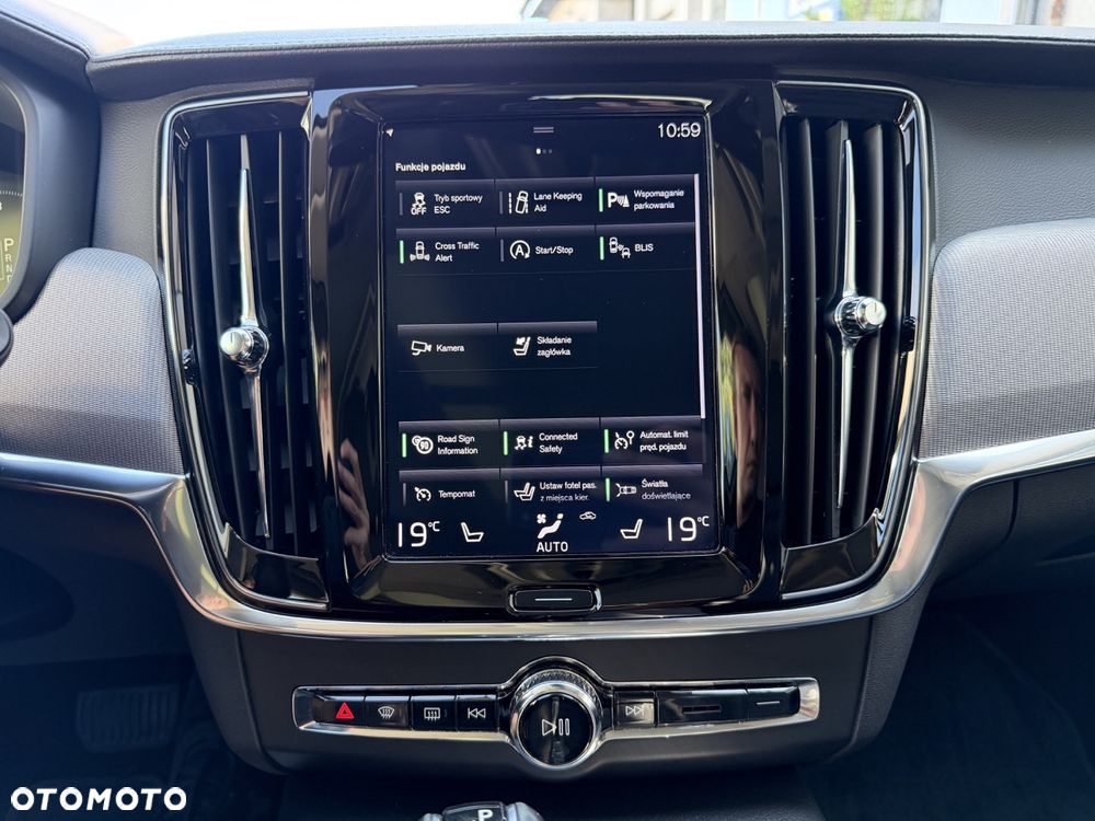 Volvo V90 D4 AWD Geartronic Inscription - 16
