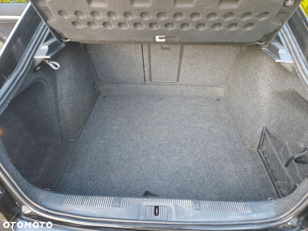 Skoda Octavia 2.0 TDI CR DPF RS - 13