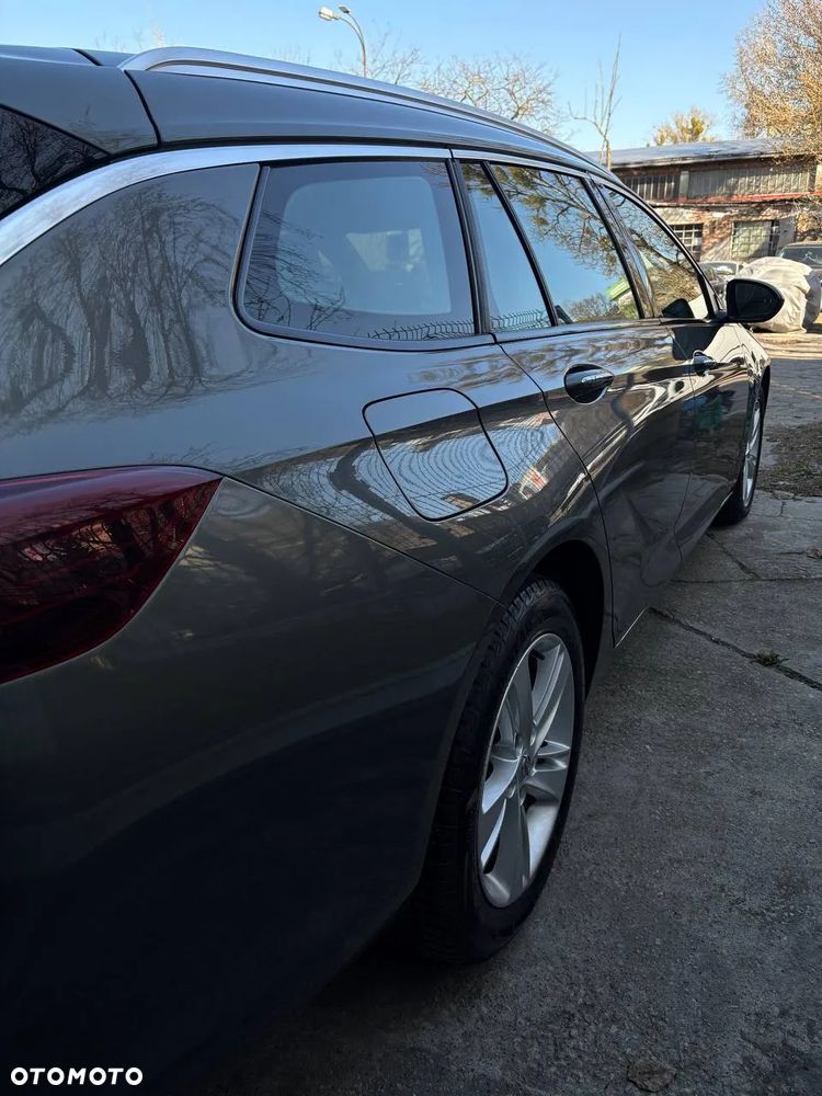 Opel Insignia - 25