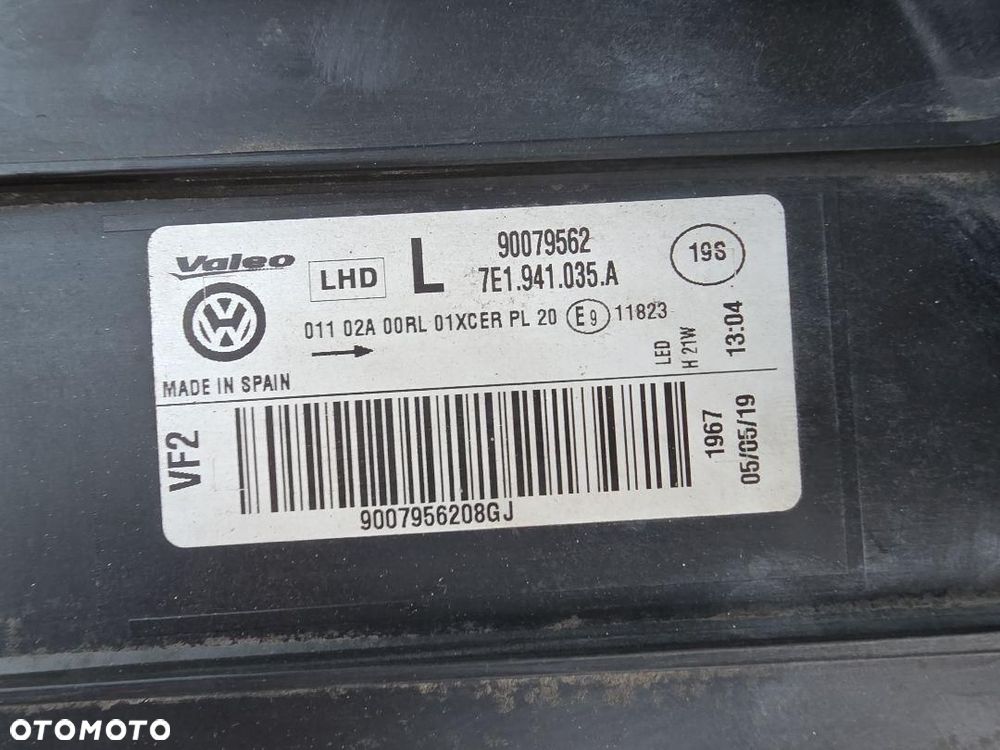 VW T6 7E1 MULTIVAN CARAVELLE Lampa lewa przód Full Led Dynamic 7E1941035A - 9