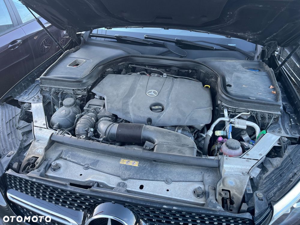 Mercedes-Benz GLC - 14