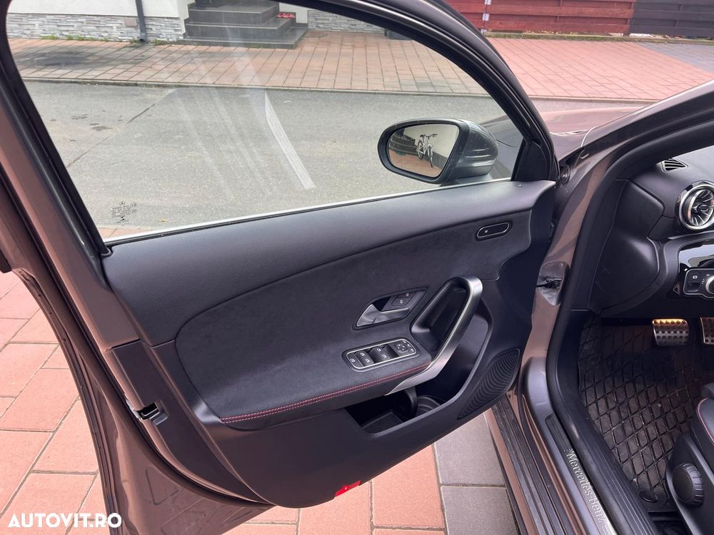 Mercedes-Benz A 200 7G-DCT AMG Line - 9