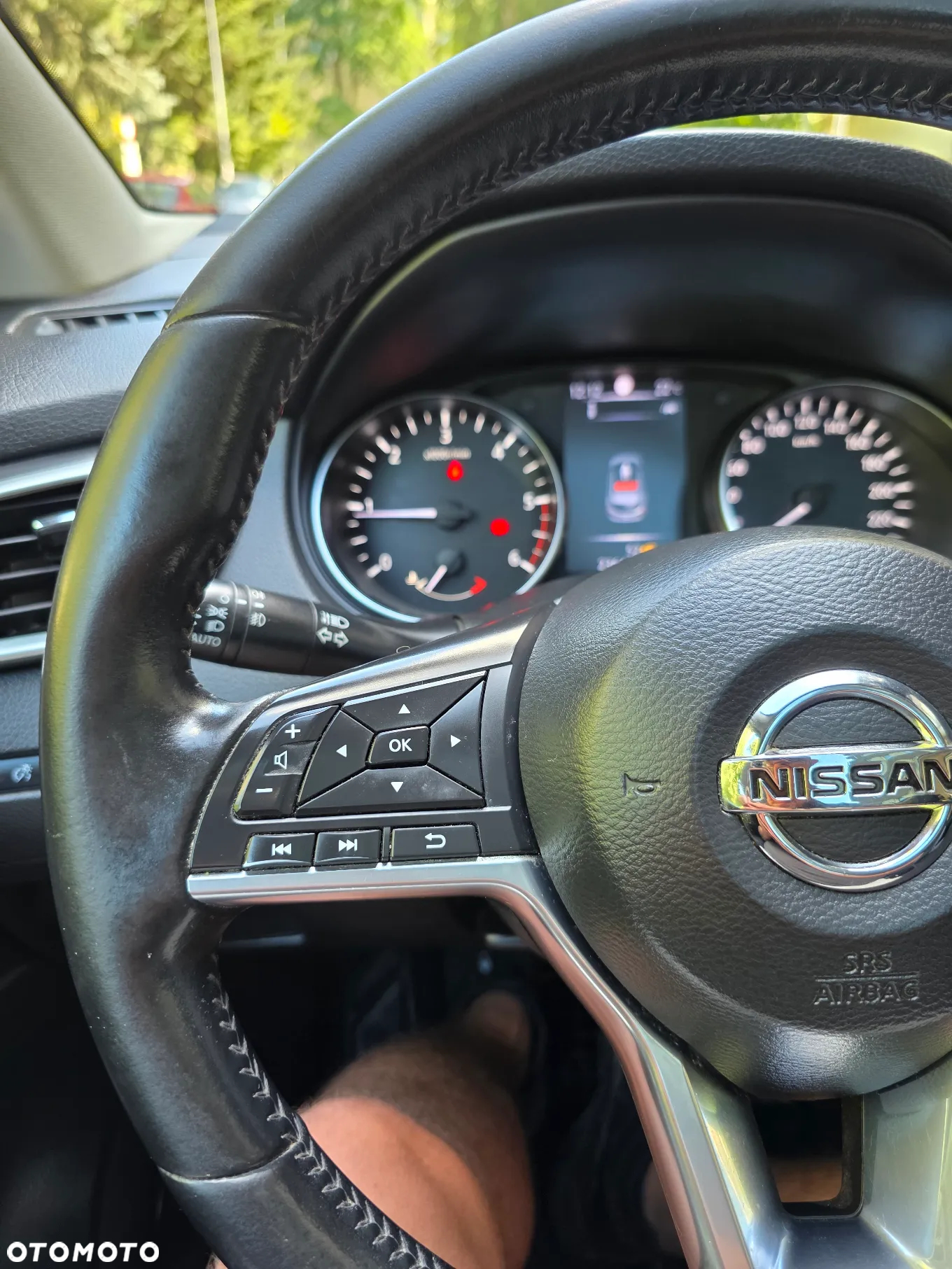 Nissan Qashqai 1.6 DCi 4x4 N-Connecta - 9