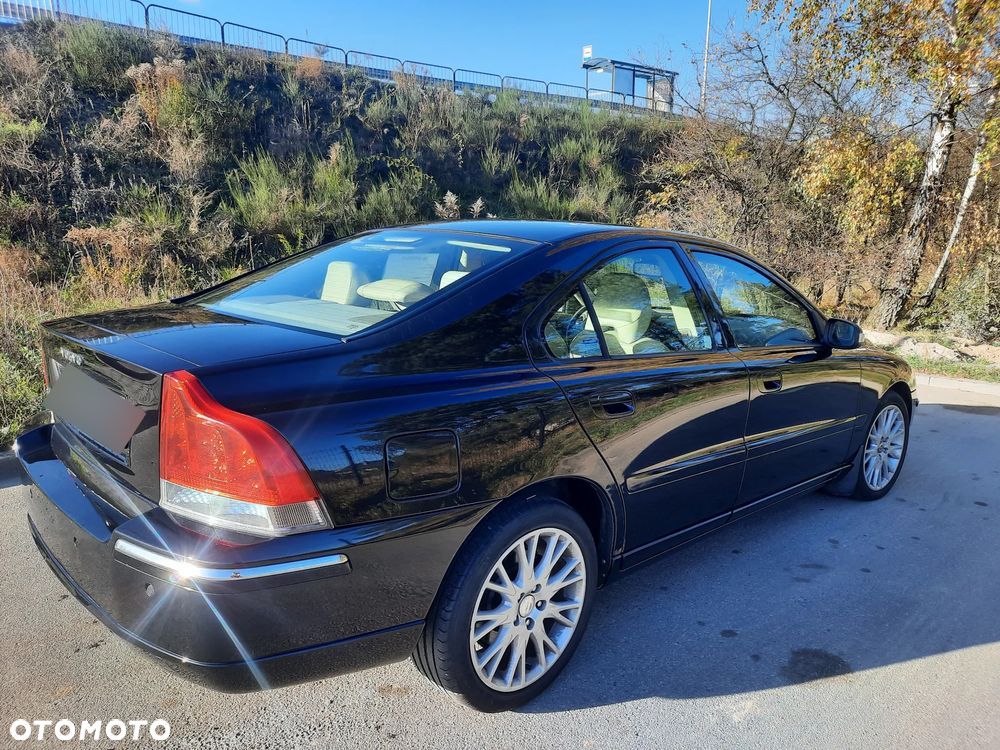 Volvo S60 - 1