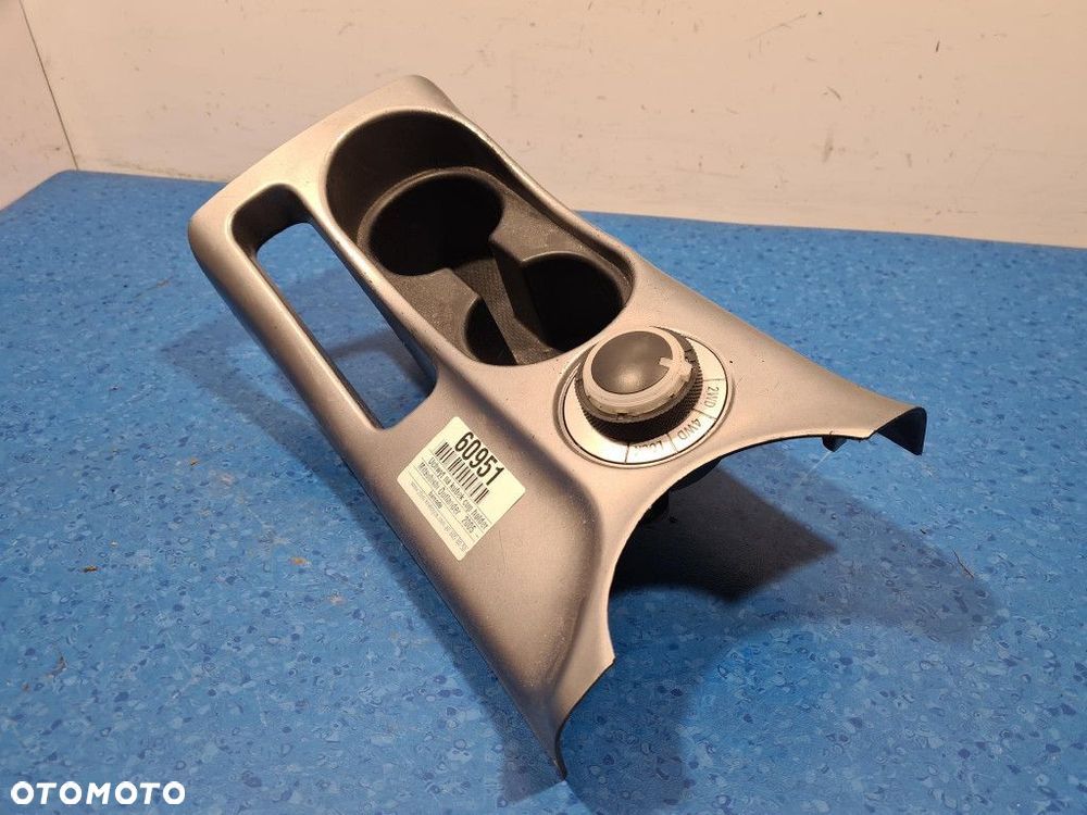 MITSUBISHI OUTLANDER II UCHWYT NA KUBEK CUP HOLDER 8011A079-1 - 2