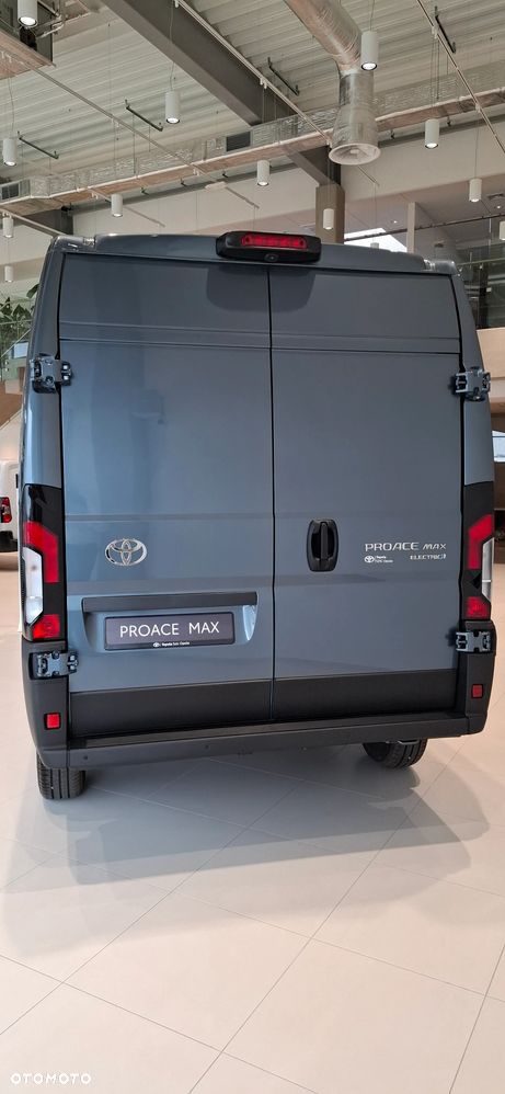 Toyota Proace MAX - 4