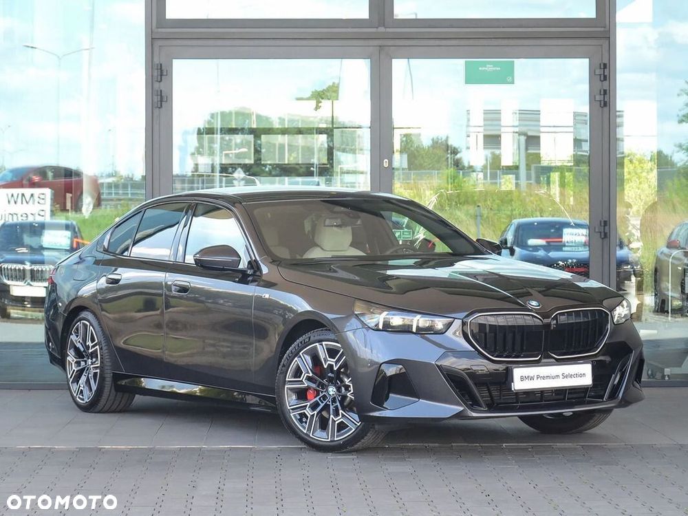 BMW Seria 5 520d xDrive - 9