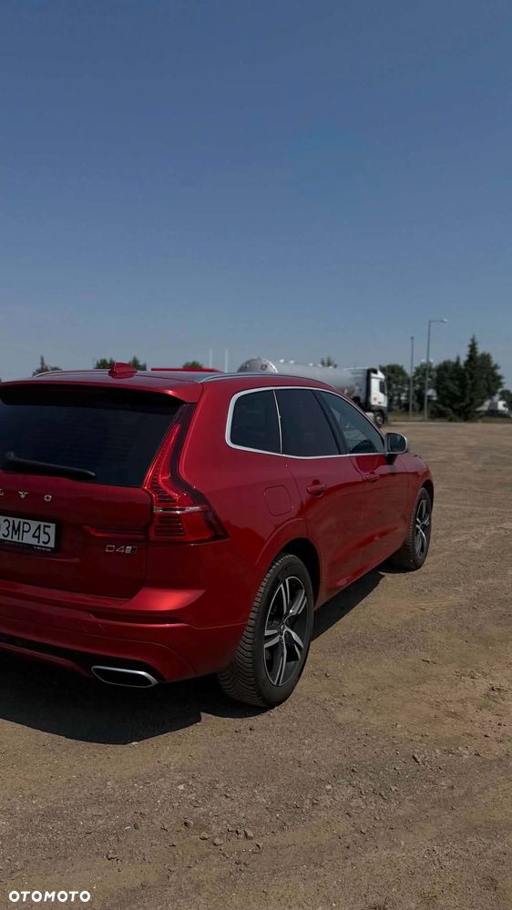 Volvo XC 60 D4 SCR AWD R-Design - 4